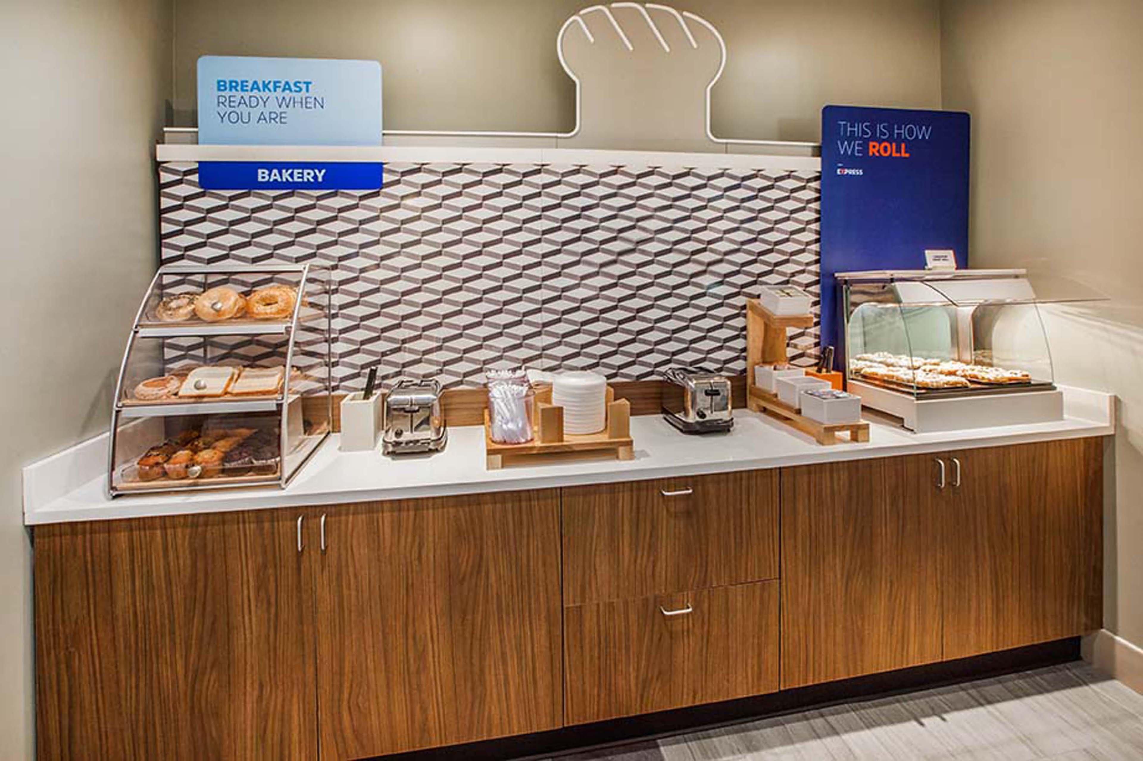 Holiday Inn Express Hotel & Suites San Dimas By Ihg Esterno foto