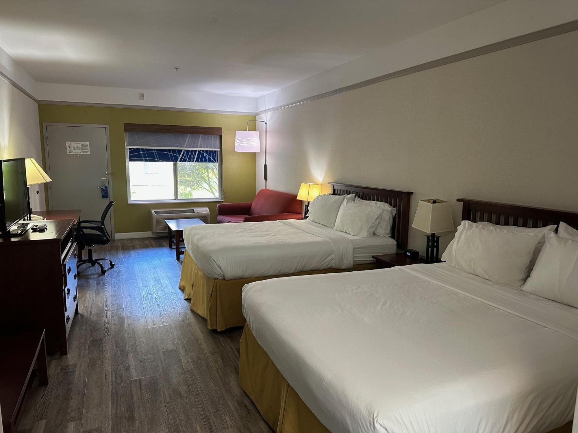 Holiday Inn Express Hotel & Suites San Dimas By Ihg Esterno foto